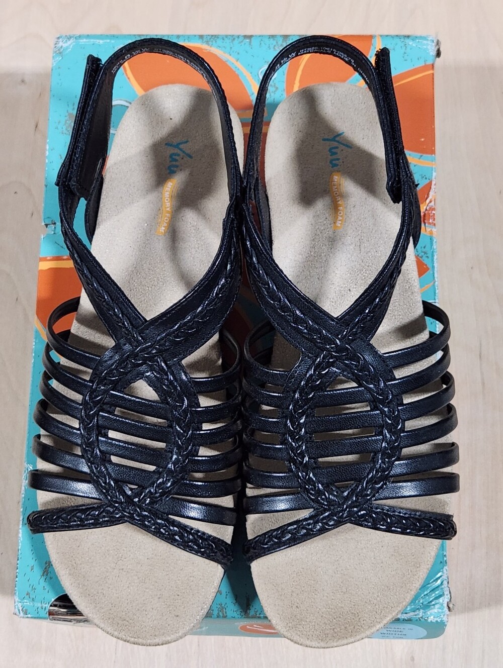 Yuu Heidi 8.5W JCPenney Sandals Womens 8.5 Wide Black Strappy Sandals Like New